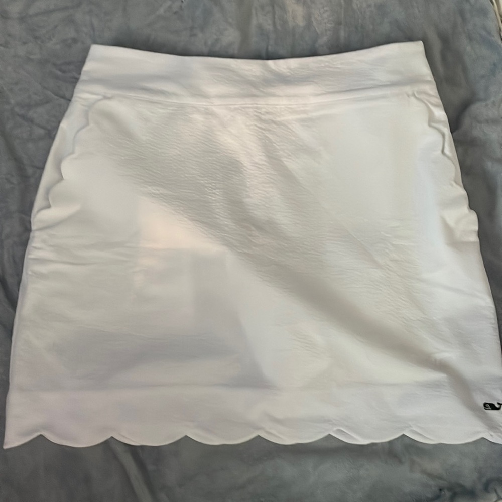 Vineyard Vines white tennis/golf skirt